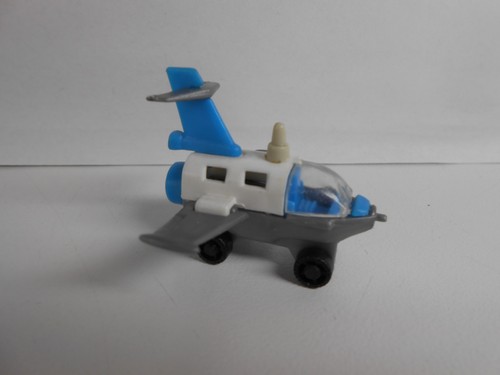Kinder ferrero aereo bianco - kinder,