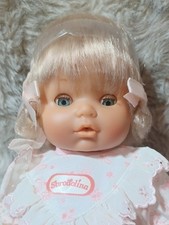 Bambola Famosa Vintage