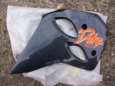 KTM DUKE 620/640 LC4 ULTIMA EDIZIONE 58335029000 CARENA PANNELLO SERBATOIO DESTRO - NUOVA NOS