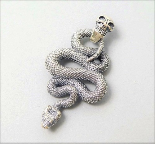 Ciondolo serpente - , a