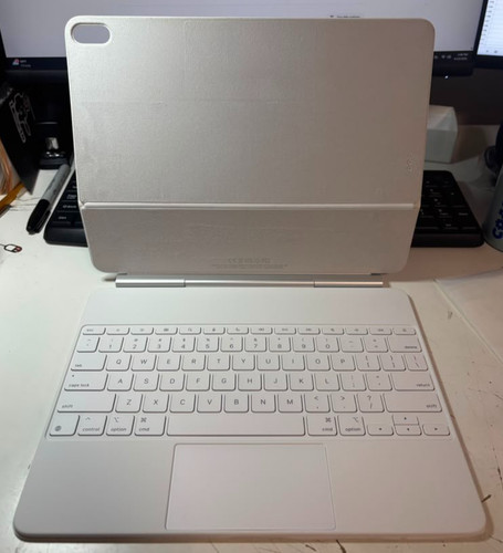Apple magic keyboard usata per - apple,