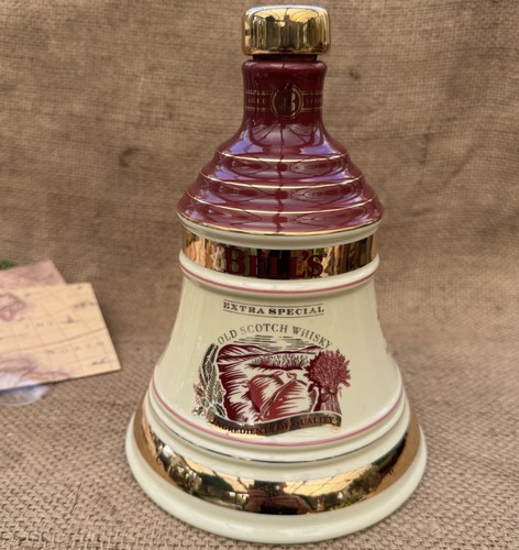 Vintage wade bells - vintage,