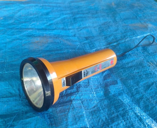 Torcia pila portatile vintage - pila,
