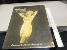 ABC American Brassiere anni 40 lingerie vintage donna BRA negozio esposizione insegna pinup