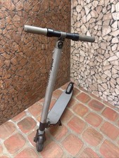 monopattino elettrico ninebot es2 con caricabatterie 