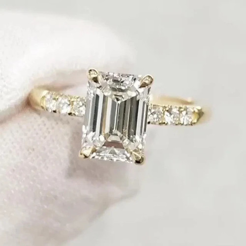 Anello fidanzamento - di,