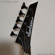 Jackson Concert Bass 5 corde Neck-Through dal Giappone