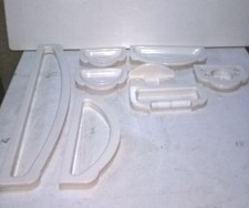 NUOVO SET ACCESSORI DA BAGNO "IMPERA"-COLORE BIANCO.