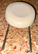 N.1 Appoggiatesta posteriore