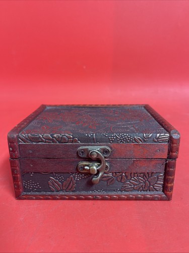 Scatola vintage legno - in,