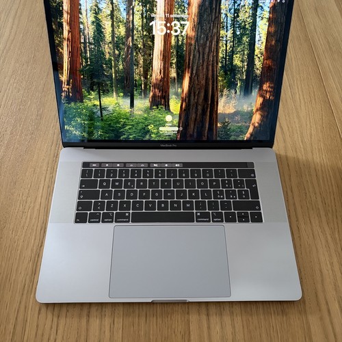 Apple macbook pro 2018 - macbook, 15,4"