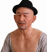 Maschera realistica in