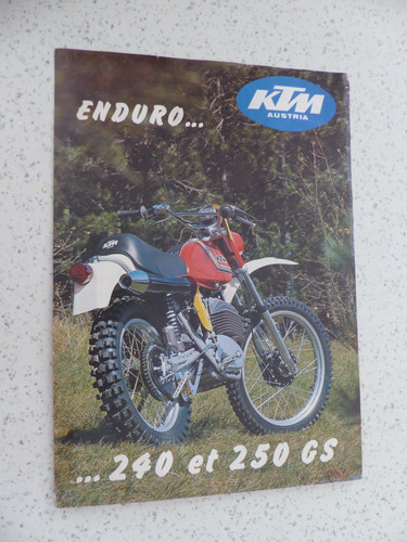 Catalogue prospectus moto - catalogue,