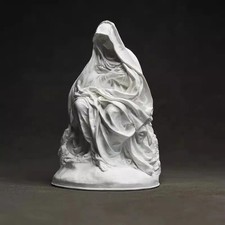 Scultura di donna velata fatta