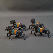 CB-3. Lotto Di 5 Cavalli Di