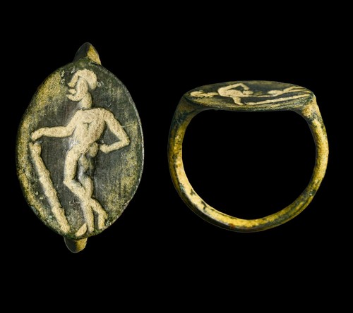 Autentico anello antico