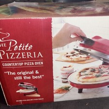 The Petite Pizzeria Forno da