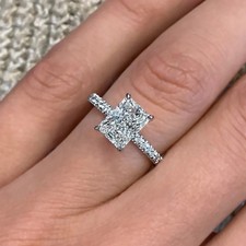 Anello elegante 4,20 ct