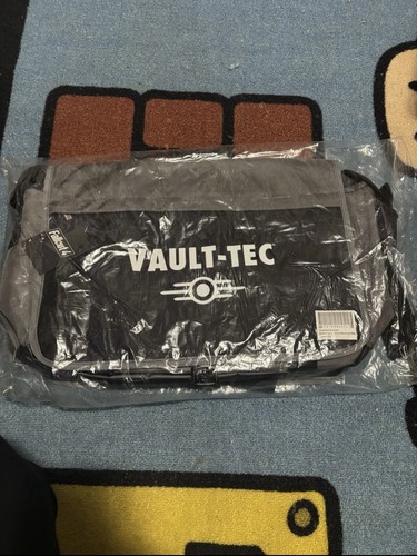Vault tec fallout general - vault-tec, 4