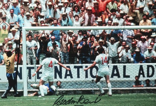 Gordon banks signed person - signed,