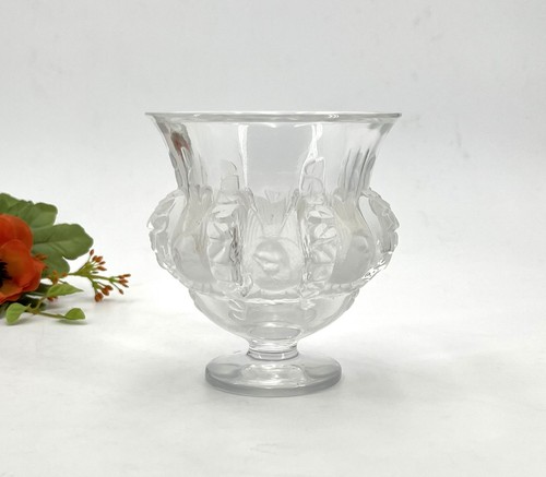 Vase aux moineaux oiseaux - moineaux, /