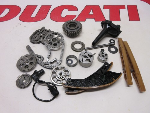 Lotto ricambi motore ducati - ricambi,
