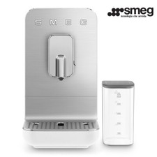 Macchina da caffè Smeg con