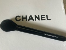 LES PINCEAUX DE CHANEL