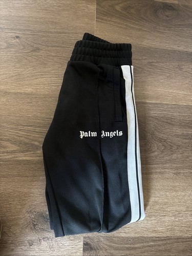 Black and white - palm, angels