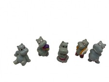 Varie figurine da collezione