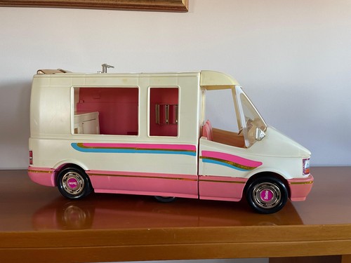 Barbie camper golden - camper, dream