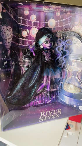 Monster high skullector river - monster,