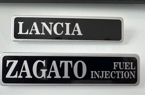 Insegna distintivo bagagliaio