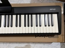 Pianoforte roland FP10 pari al