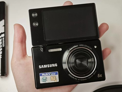 Samsung mv800 flip out touch - mv800, flip-out