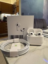 AirPods MagSafe charging case terza generazione