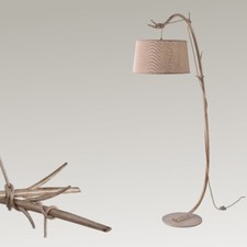 Lampada da terra rustica