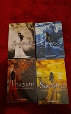 Libri Saga Awaken