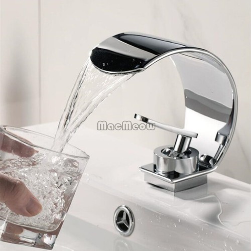 Rubinetto miscelatore lavabo