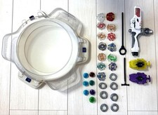 Set stadio Beyblade con più