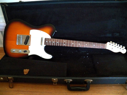 Squier fender telecaster - by,