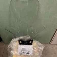 NUOVO- PARABREZZA KYMCO Xciting 300 500 R + Kit Montaggio -Modello Del 2009