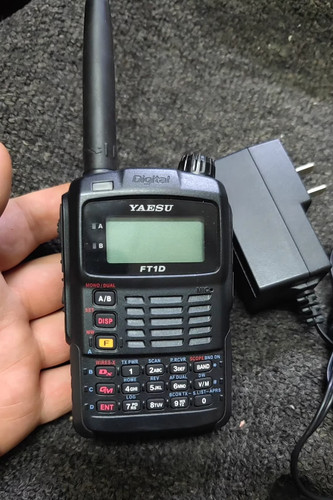 1pcs yaesu walkie - yaesu, walkie-talkie