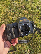 Canon T70 fotocamera pellicola