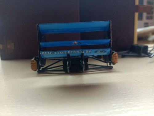 Benetton b194 rear - 1/18,