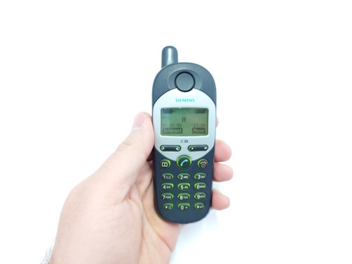 Raro telefono cellulare