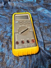 Multimetro elettrico