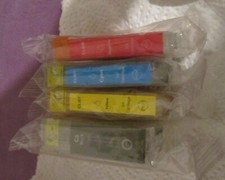 4 cartucce adatte per Canon