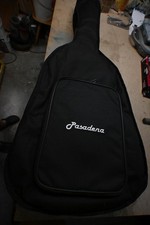 Chitarra, 6 lati, Pasadena, nuova mai usata