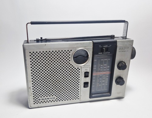 Radio sanyo transistor 8260 - radio,